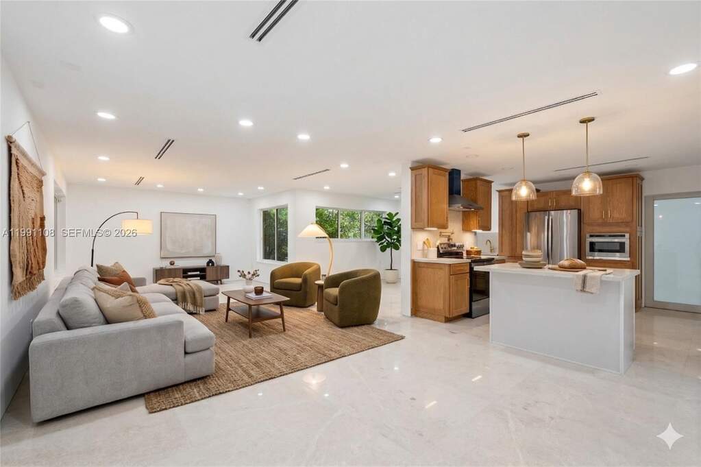 3 Bedroom Single Family Home/House's Image 29