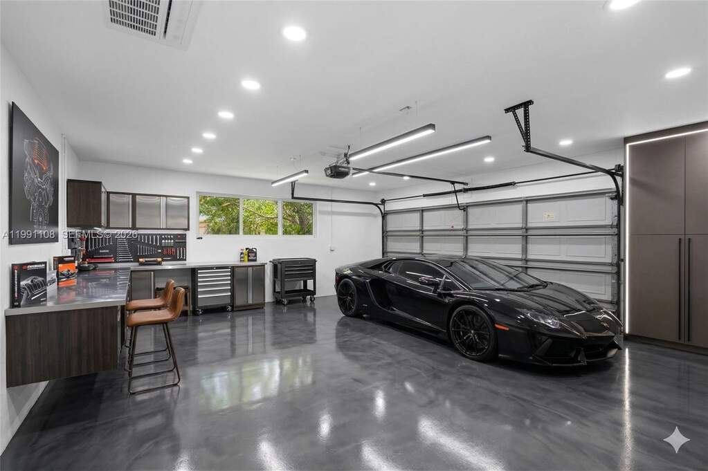 3 Bedroom Single Family Home/House's Image 30