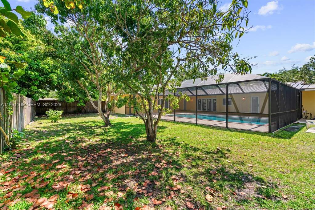 3 Bedroom Single Family Home/House's Image 33