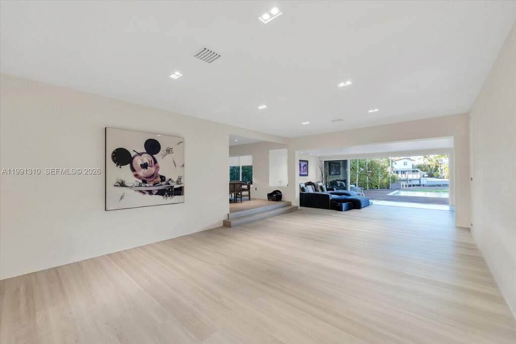 3 Bedroom Single Family Home/House's Image 9