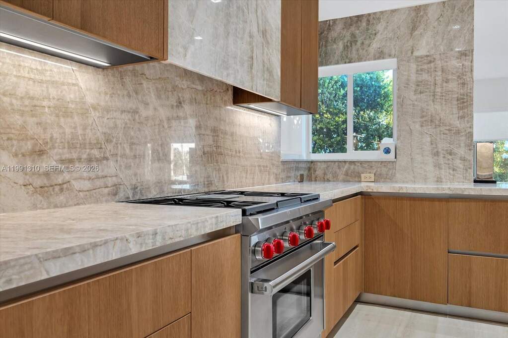 3 Bedroom Single Family Home/House's Image 15