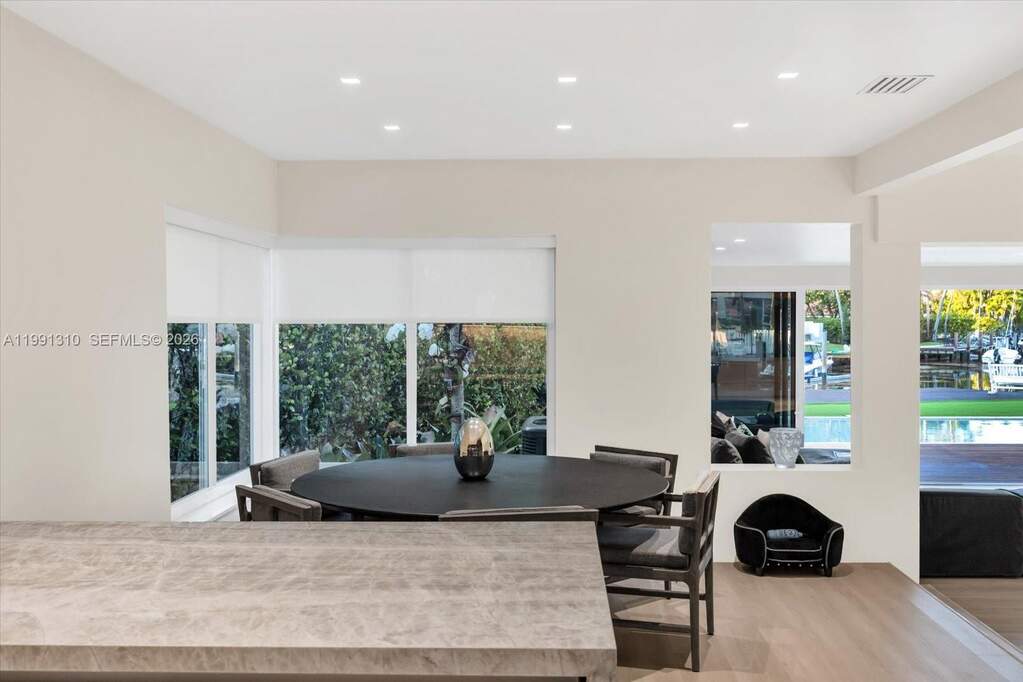 3 Bedroom Single Family Home/House's Image 18