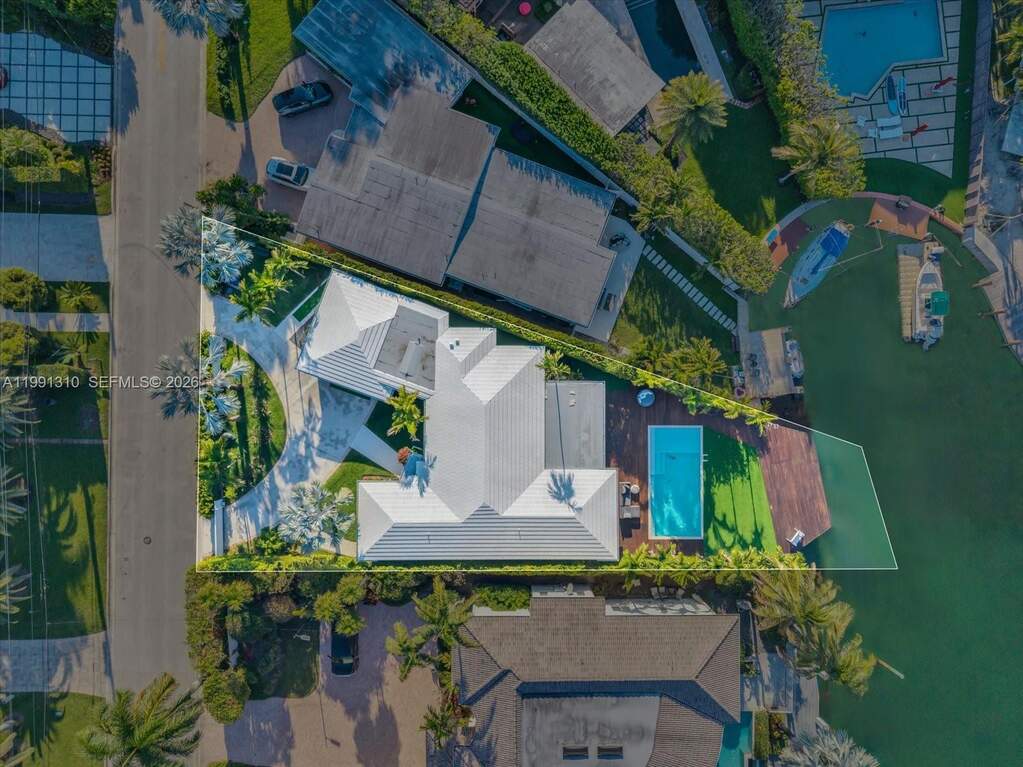 3 Bedroom Single Family Home/House's Image 35