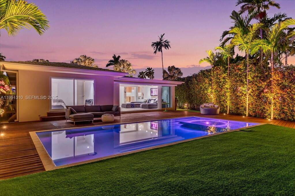 3 Bedroom Single Family Home/House's Image 4