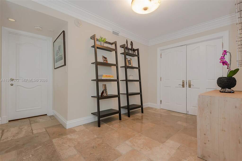 2 Bedroom Apartment/Flat's Image 27
