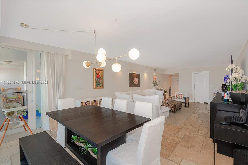 2 Bedroom Apartment/Flat's Image 4