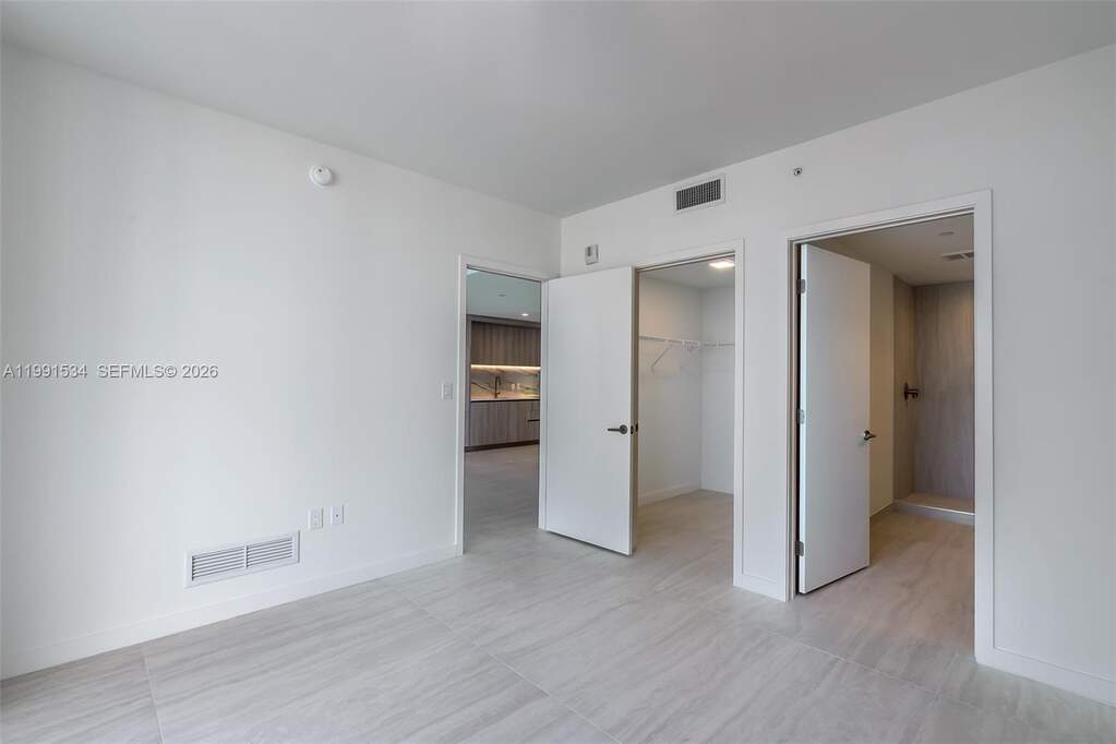 2 Bedroom Apartment/Flat's Image 61