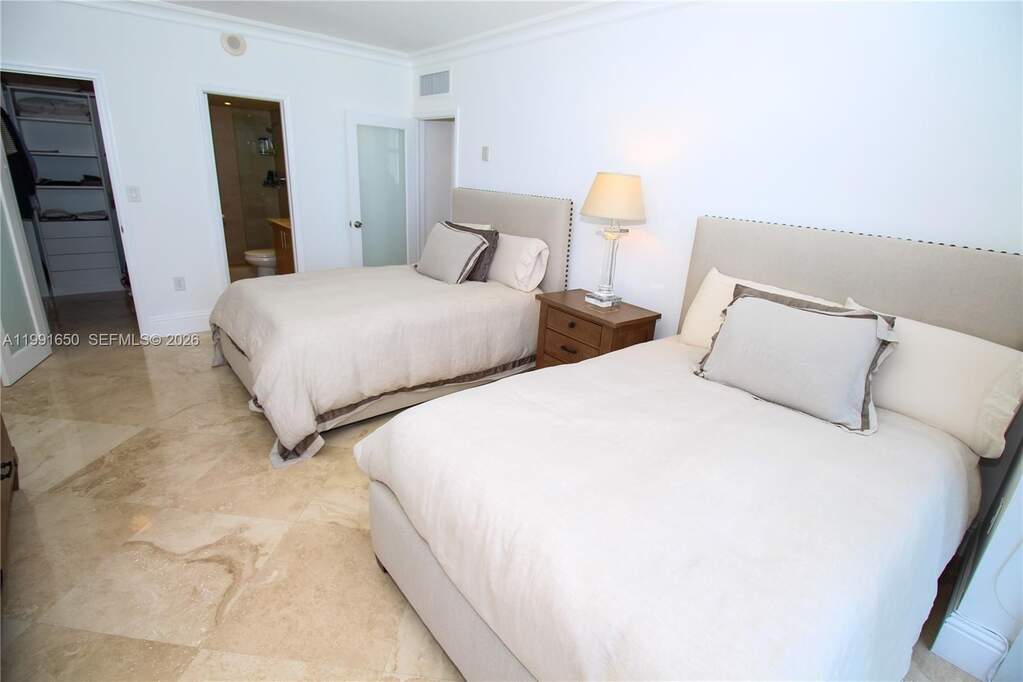 2 Bedroom Apartment/Flat's Image 32