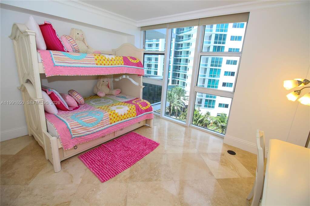 2 Bedroom Apartment/Flat's Image 37