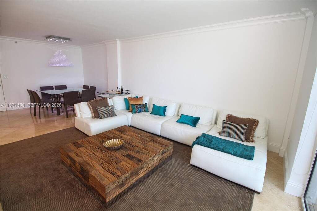 2 Bedroom Apartment/Flat's Image 5