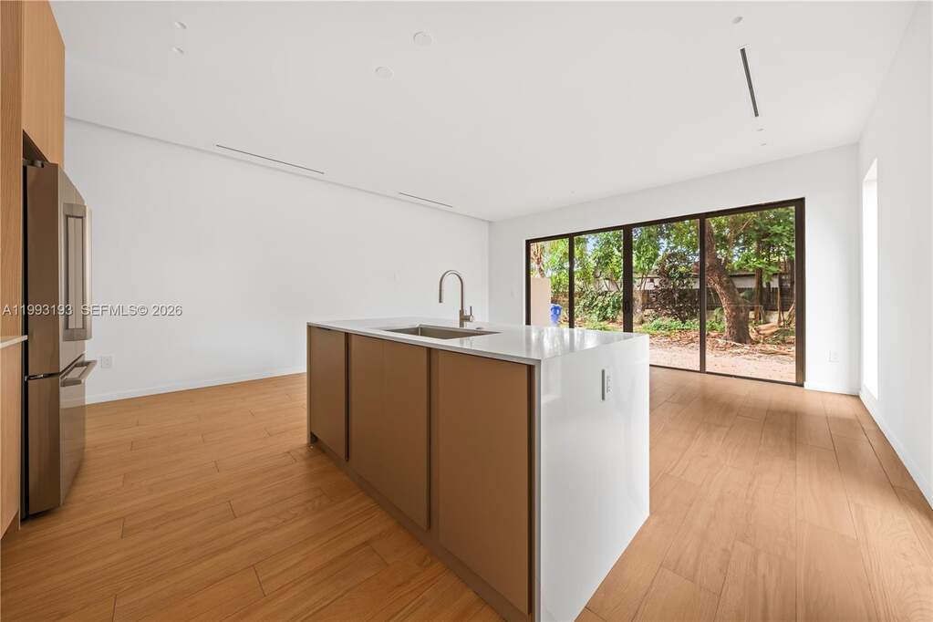 3 Bedroom Villa/Townhouse's Image 10