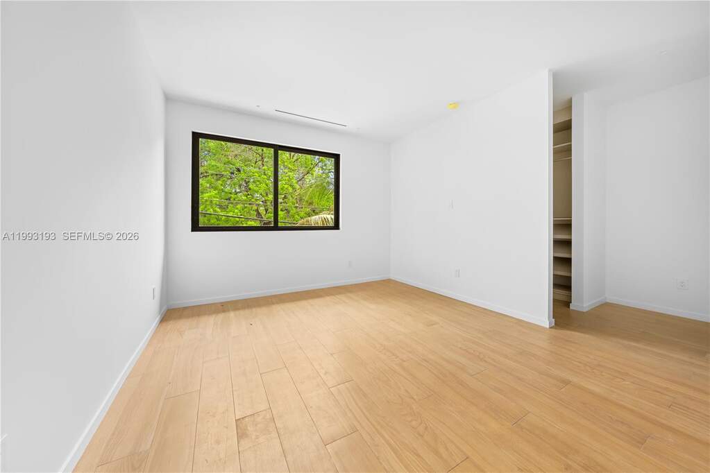 3 Bedroom Villa/Townhouse's Image 26