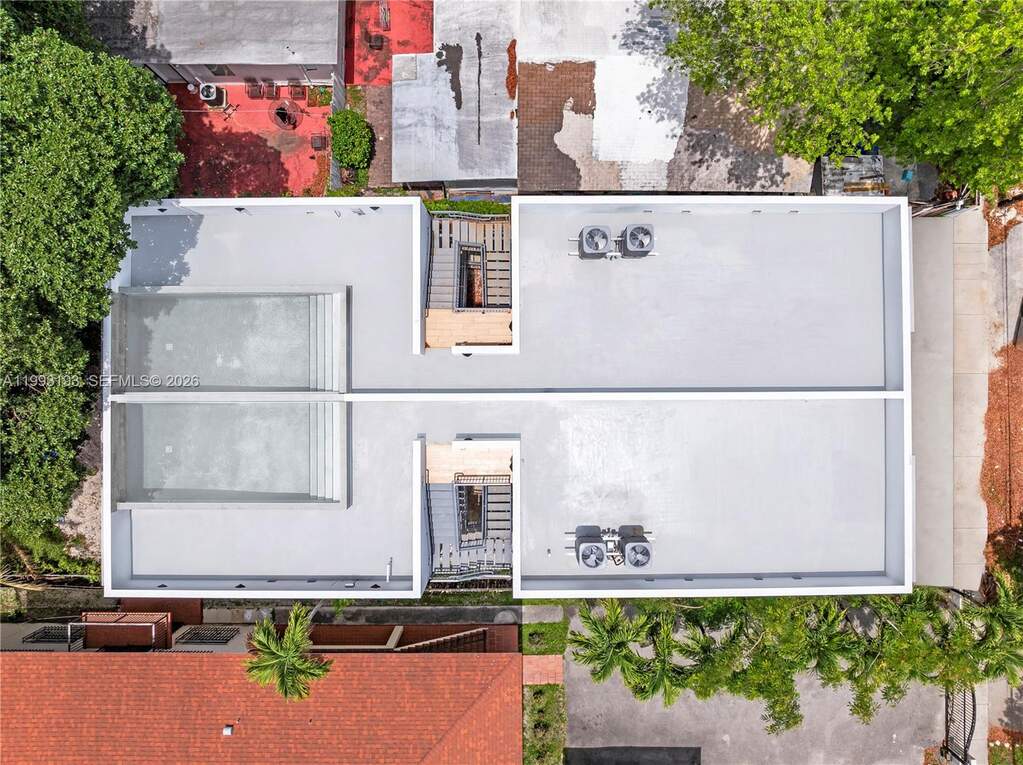 3 Bedroom Villa/Townhouse's Image 38