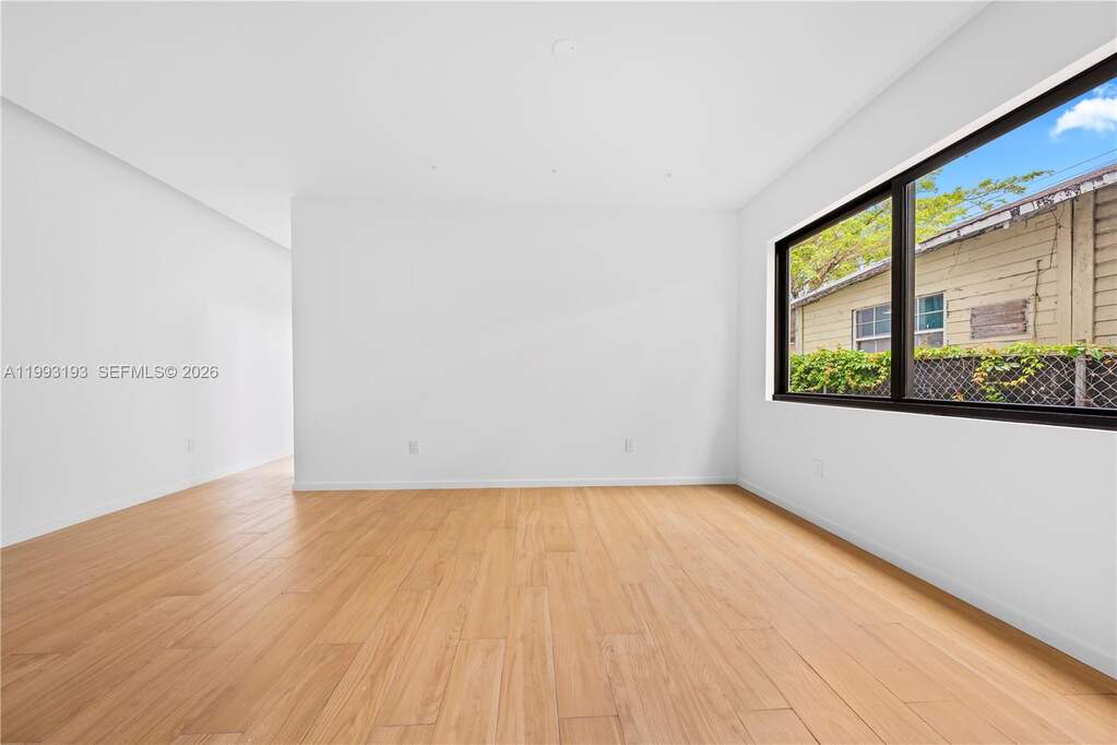3 Bedroom Villa/Townhouse's Image 5