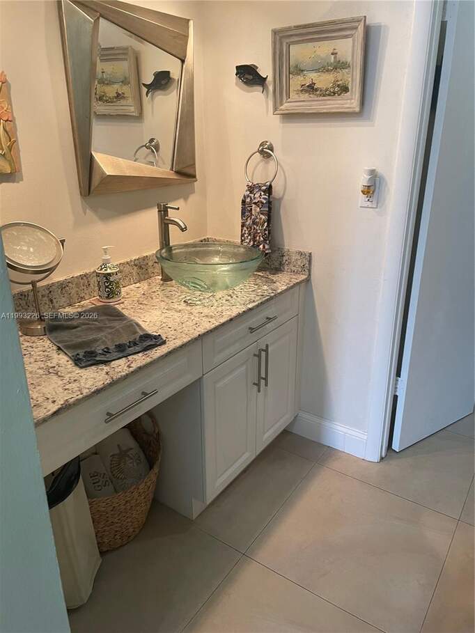 2 Bedroom Villa/Townhouse's Image 8