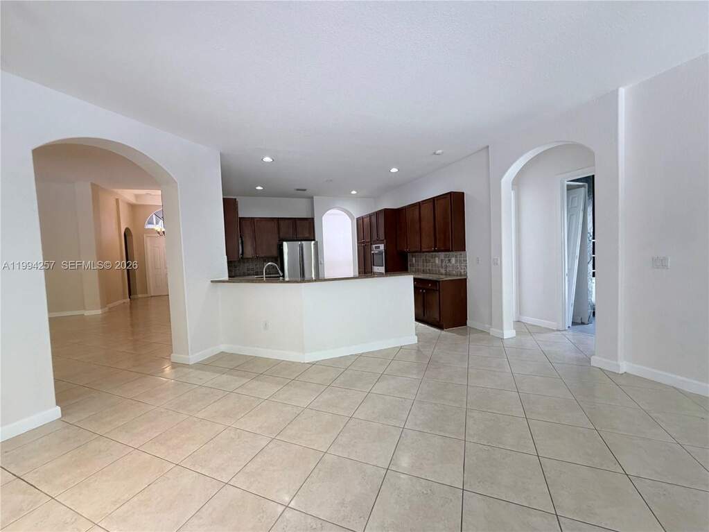 5 Bedroom Single Family Home/House's Image 26