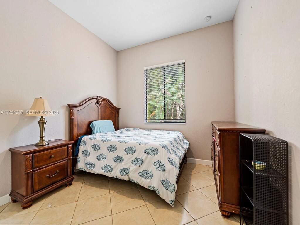 5 Bedroom Single Family Home/House's Image 36