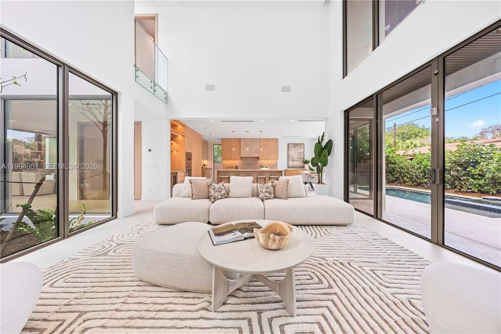 4 Bedroom Single Family Home/House's Image 11