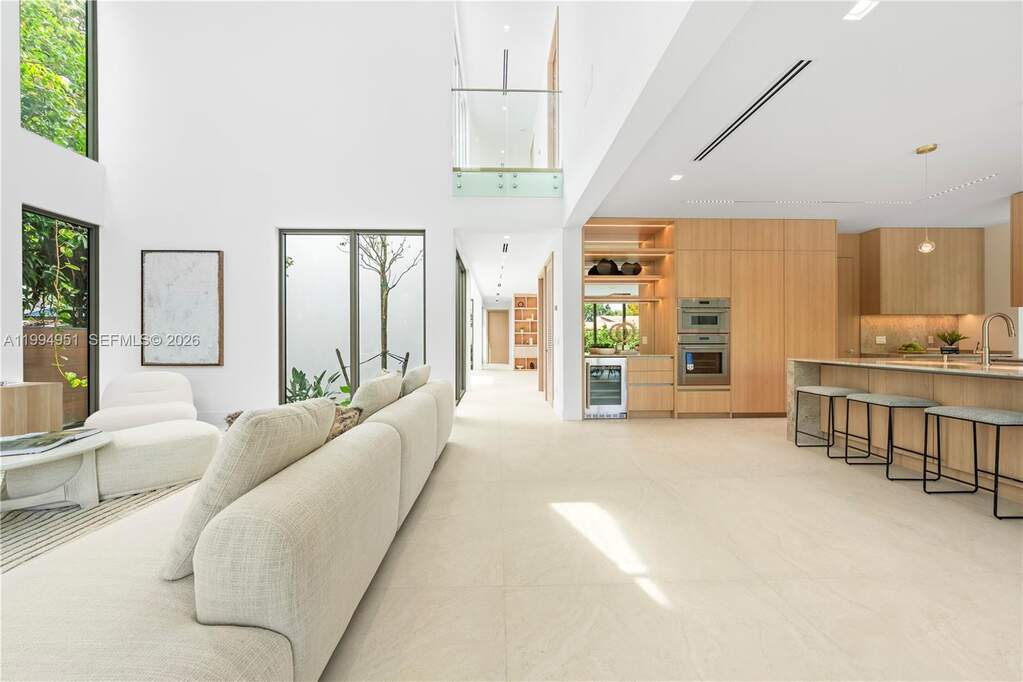 4 Bedroom Single Family Home/House's Image 12