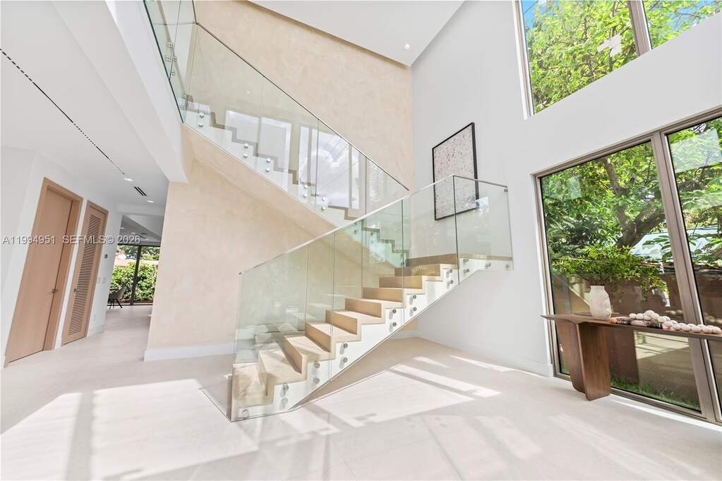 4 Bedroom Single Family Home/House's Image 14