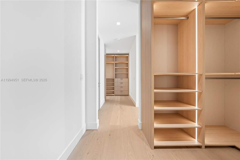 4 Bedroom Single Family Home/House's Image 20