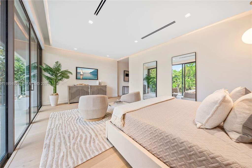 4 Bedroom Single Family Home/House's Image 24