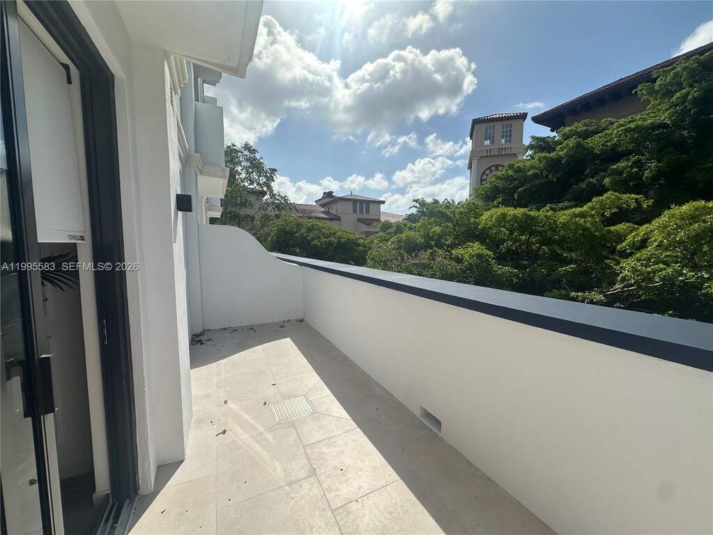 1 Bedroom Apartment/Flat's Image 9