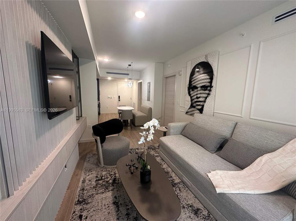 1 Bedroom Apartment/Flat's Image 5
