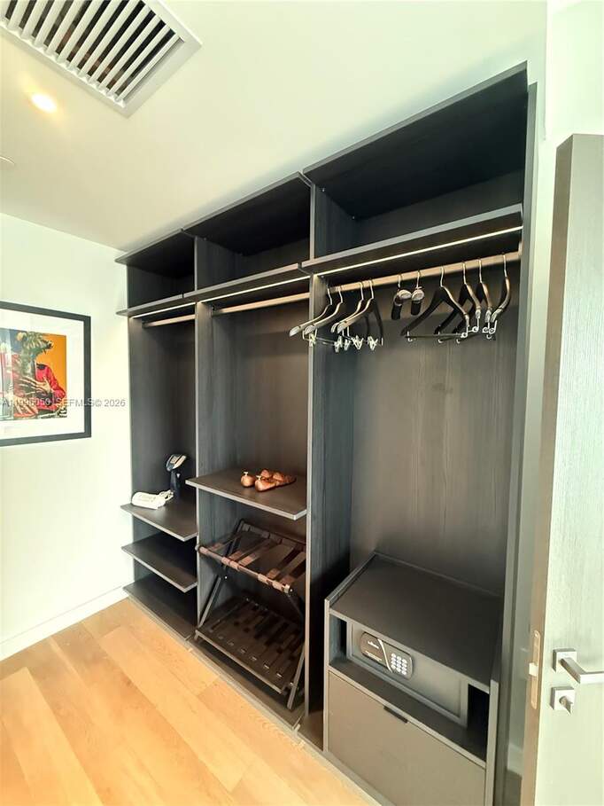 1 Bedroom Apartment/Flat's Image 10