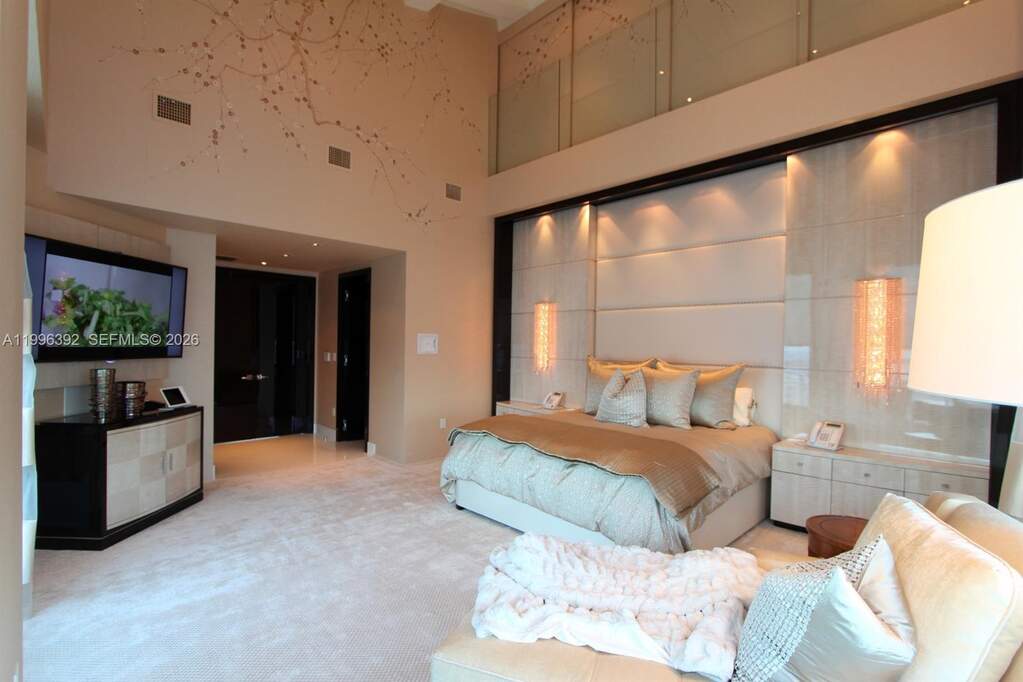 4 Bedroom Apartment/Flat's Image 60