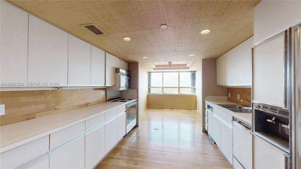 2 Bedroom Apartment/Flat's Image 4