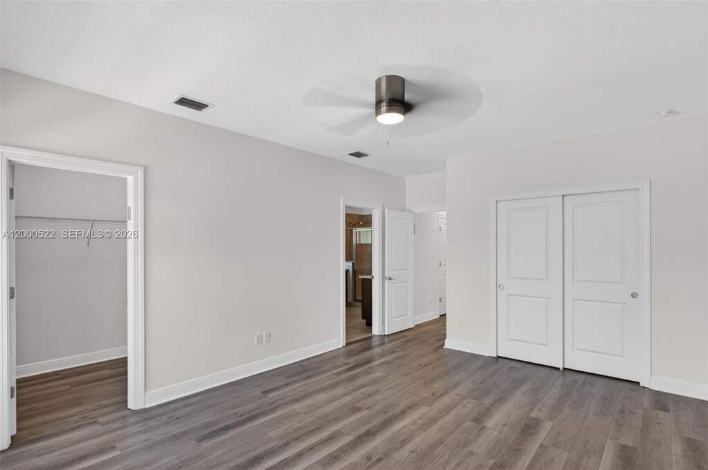 3 Bedroom Villa/Townhouse's Image 19