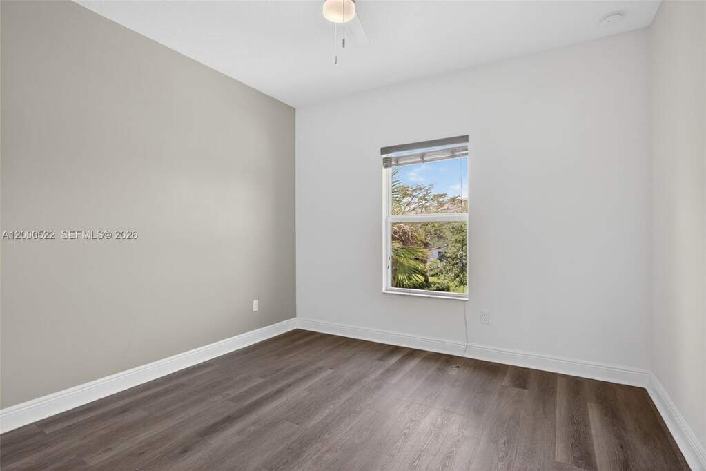 3 Bedroom Villa/Townhouse's Image 33