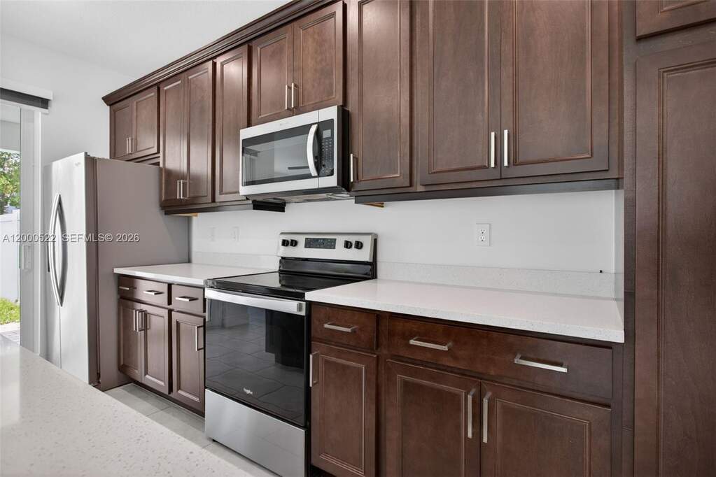 3 Bedroom Villa/Townhouse's Image 3