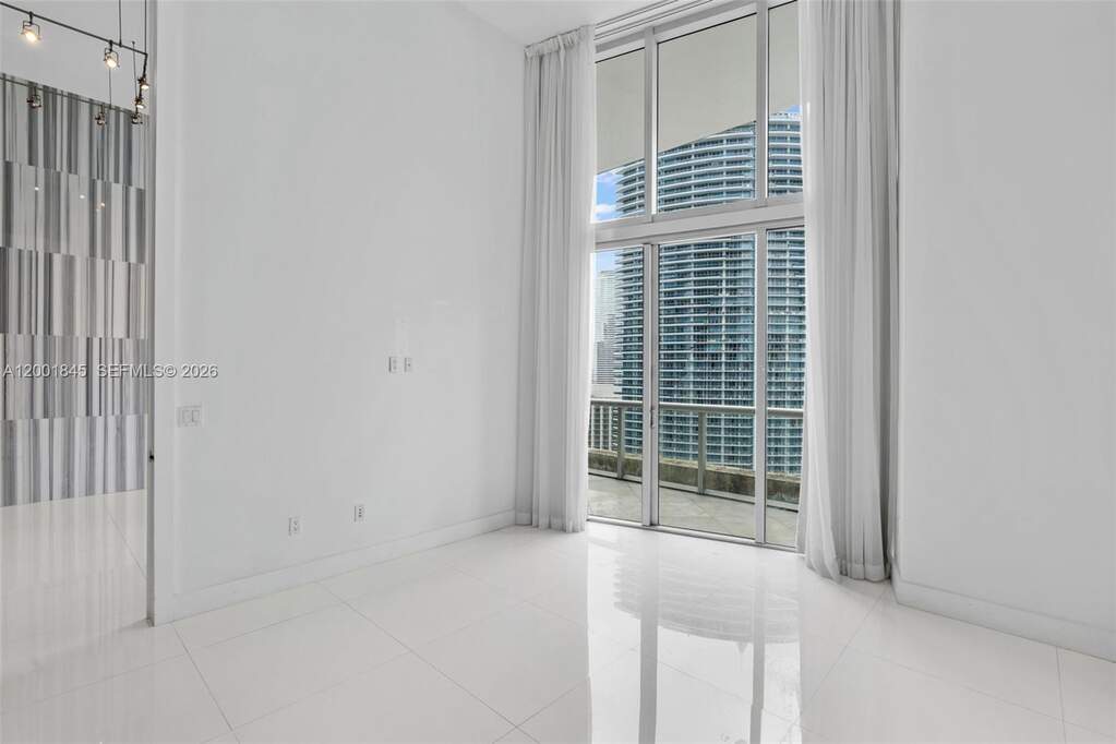 1 Bedroom Apartment/Flat's Image 13