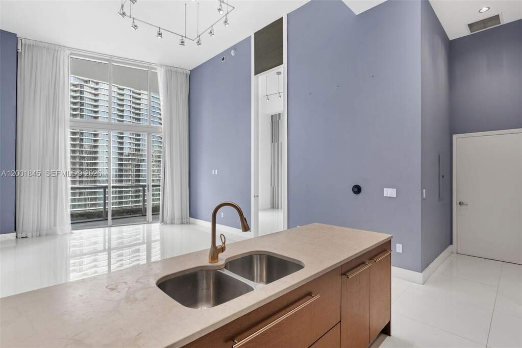 1 Bedroom Apartment/Flat's Image 3