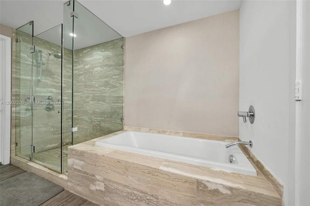 2 Bedroom Apartment/Flat's Image 11