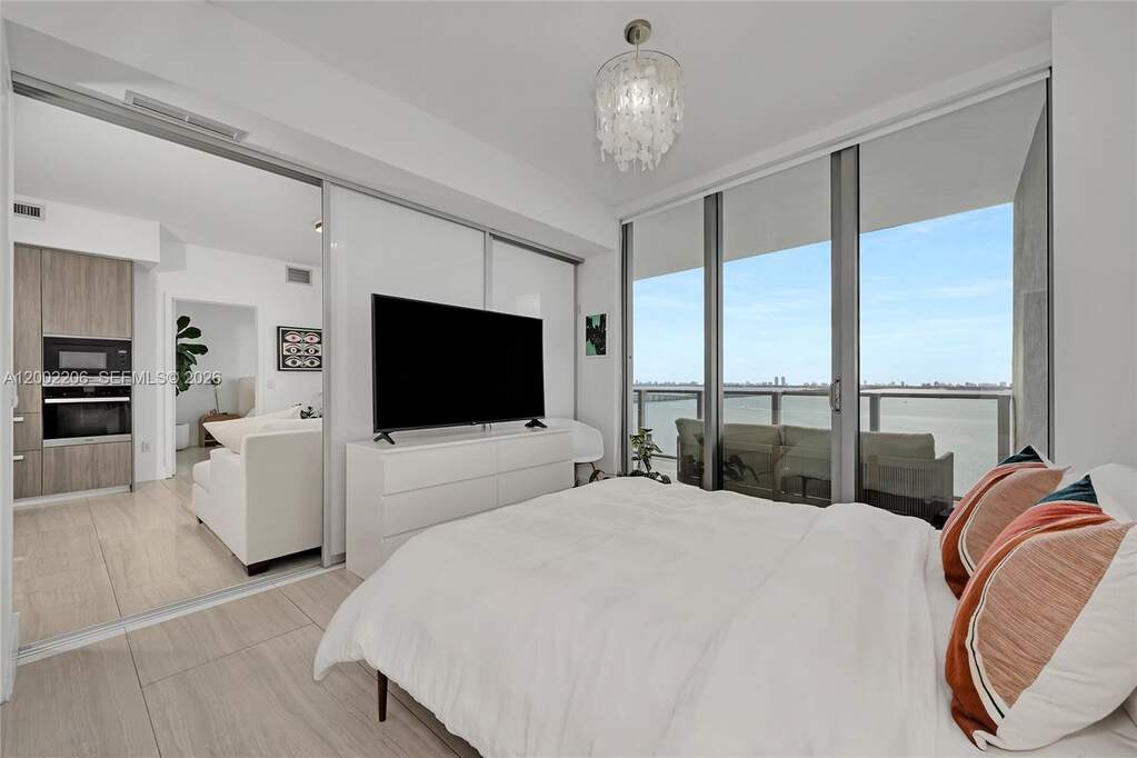 2 Bedroom Apartment/Flat's Image 14