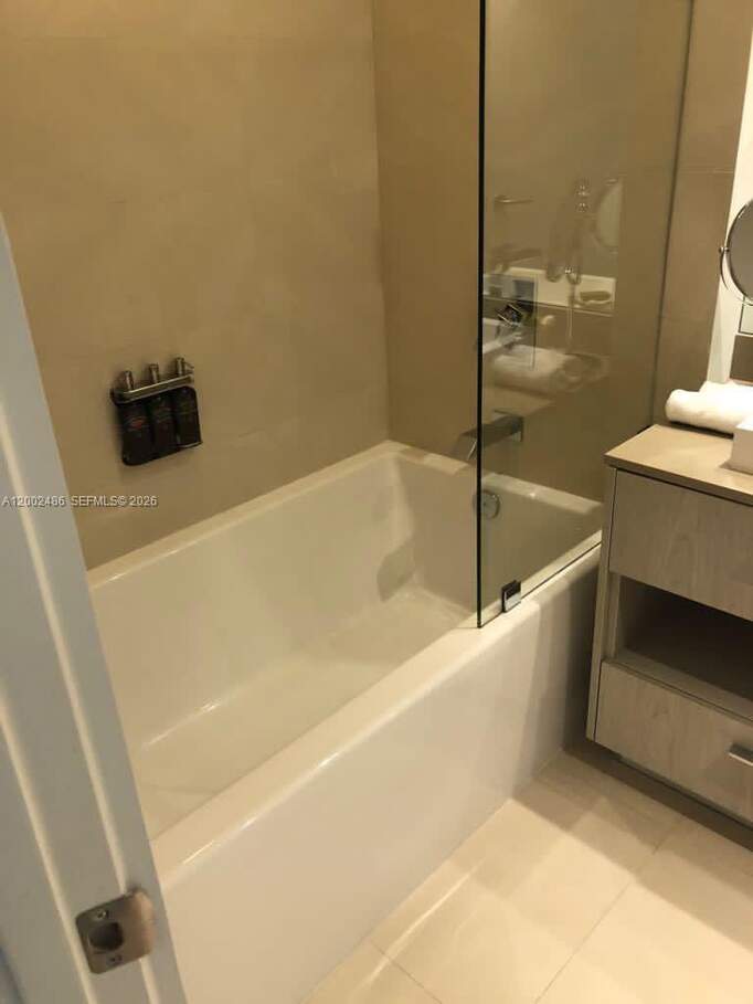 2 Bedroom Apartment/Flat's Image 8
