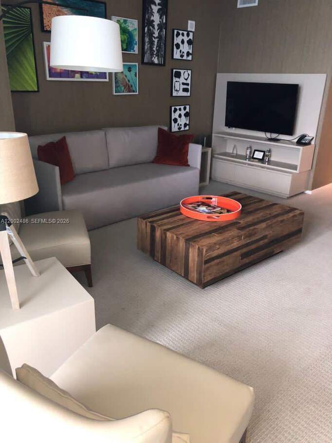 2 Bedroom Apartment/Flat's Image 3