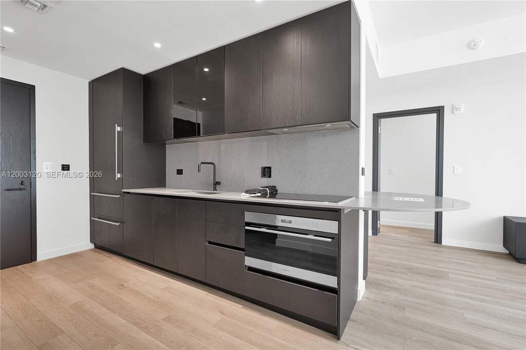 2 Bedroom Apartment/Flat's Image 14