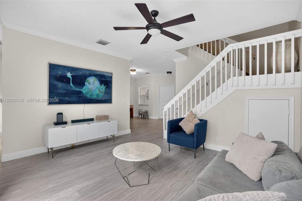 3 Bedroom Single Family Home/House's Image 8