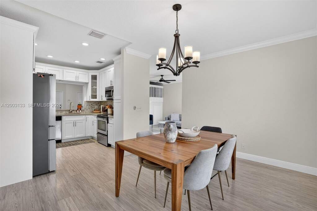 3 Bedroom Single Family Home/House's Image 11
