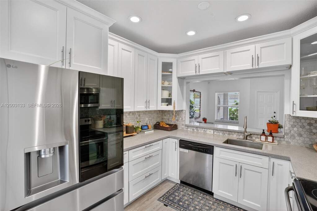 3 Bedroom Single Family Home/House's Image 13
