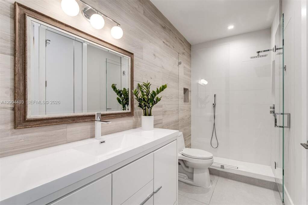 4 Bedroom Villa/Townhouse's Image 19