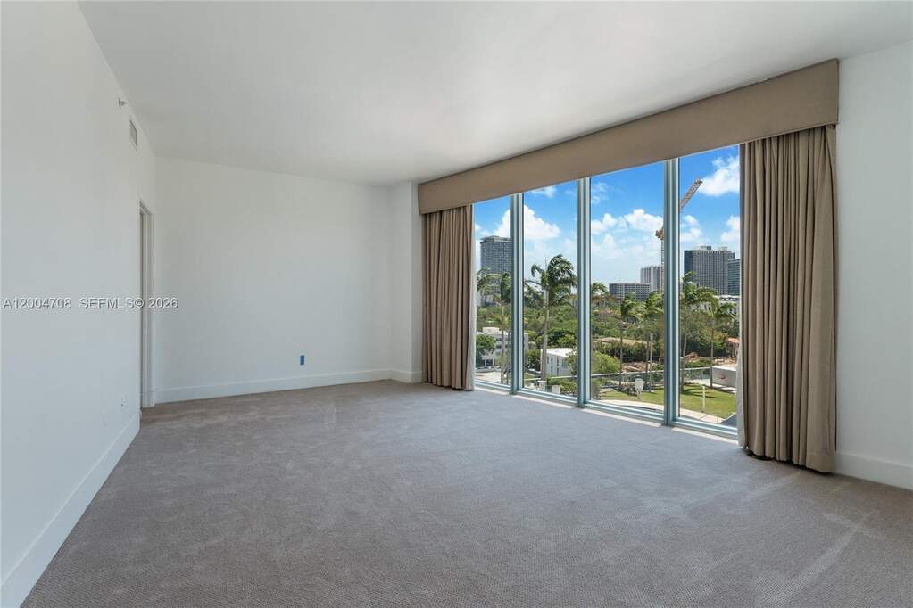 2 Bedroom Apartment/Flat's Image 4