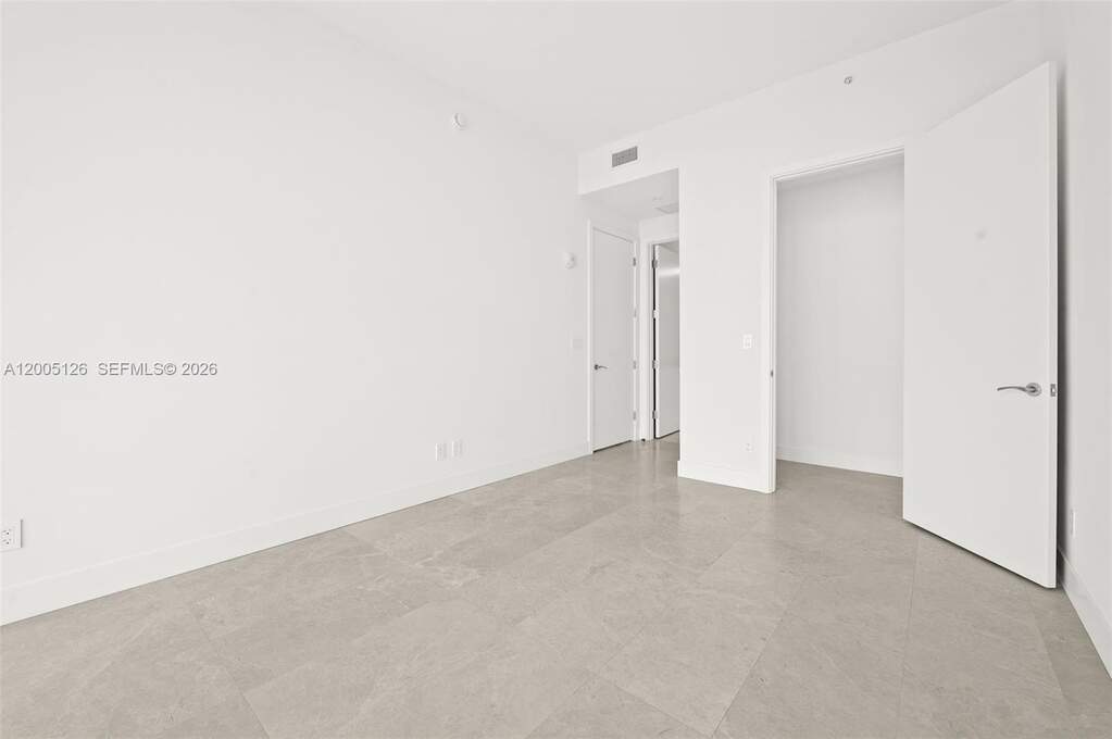 3 Bedroom Apartment/Flat's Image 20