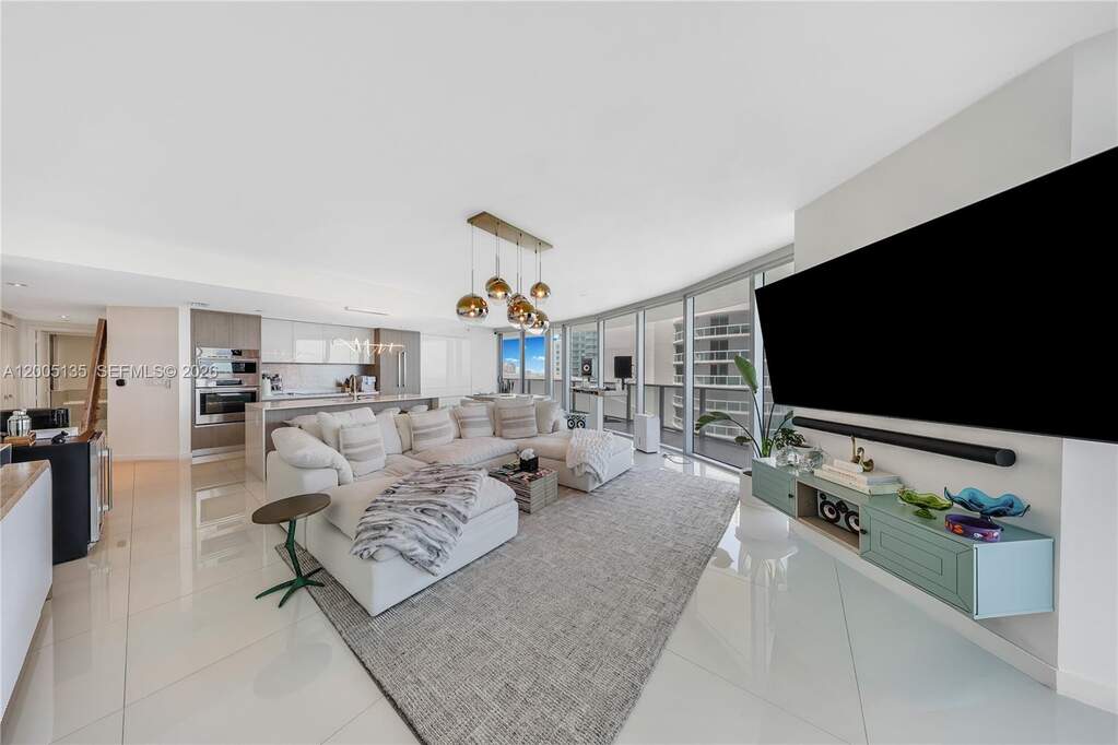 3 Bedroom Apartment/Flat's Image 9