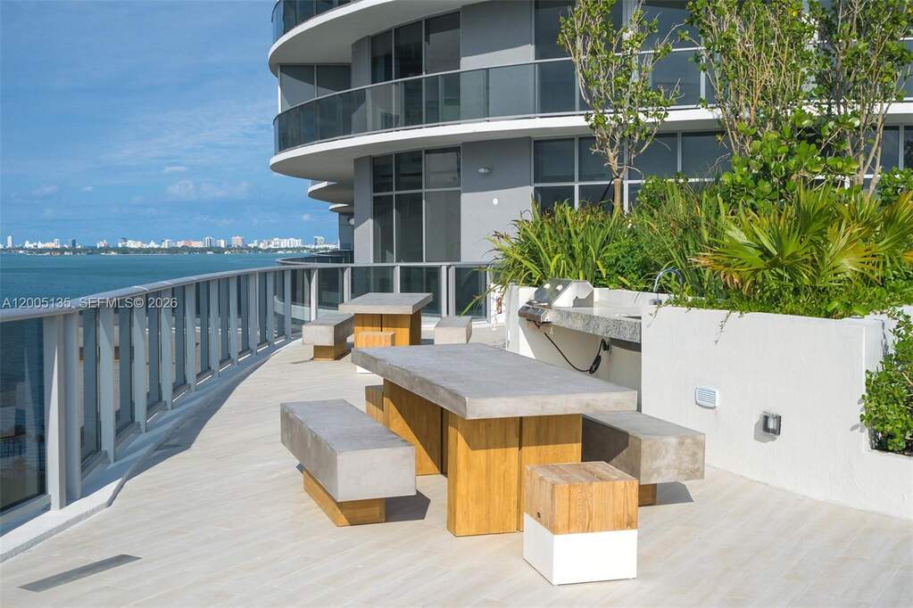 3 Bedroom Apartment/Flat's Image 27