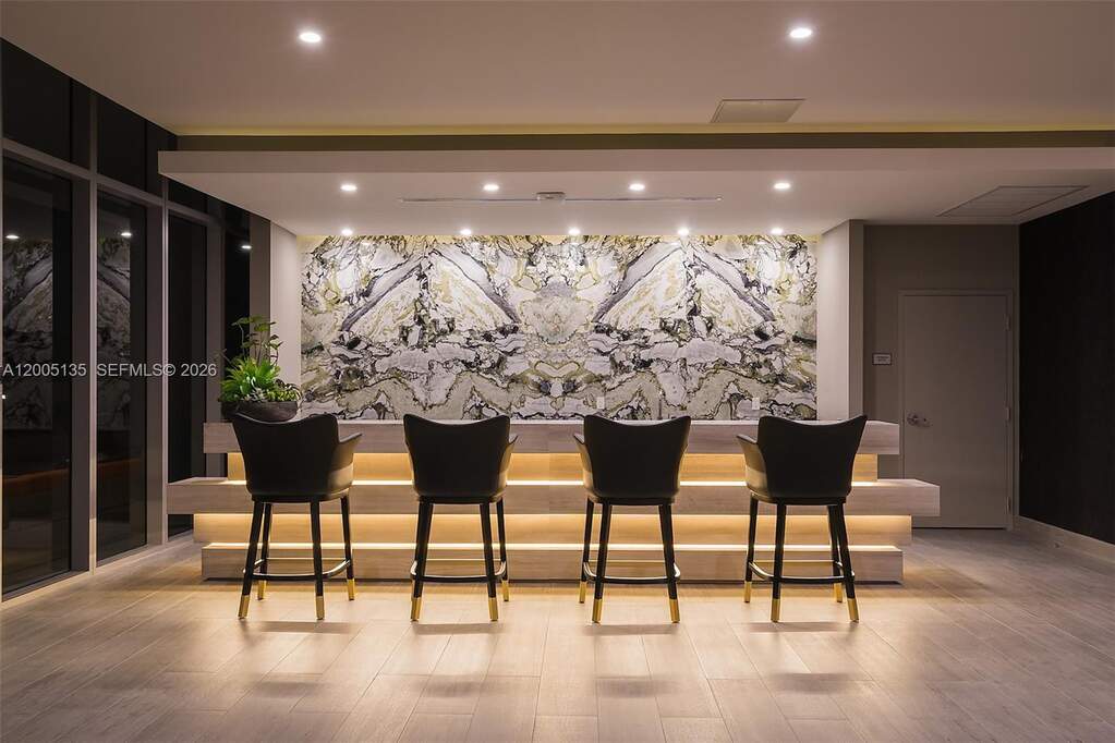 3 Bedroom Apartment/Flat's Image 38
